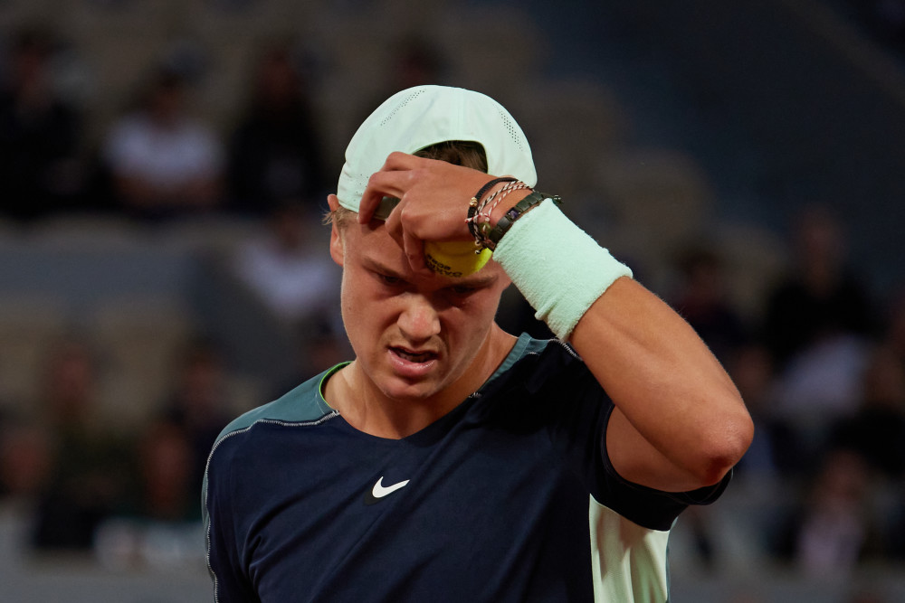 都在超越自 都在超越自