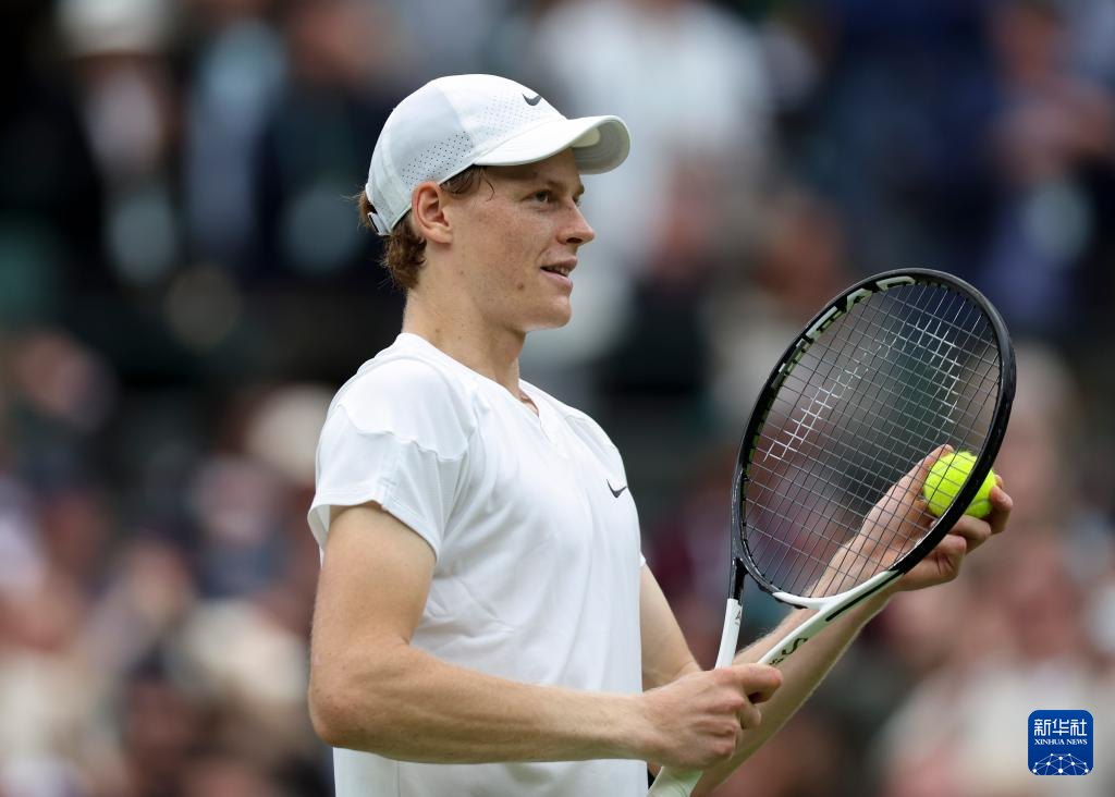 2杆的领先 2杆的领先