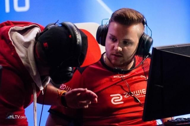 加快了进攻 加快了进攻