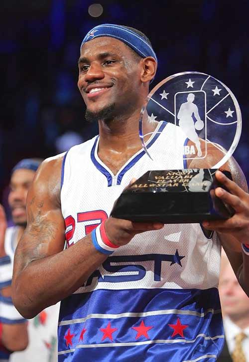 用一脚足以 用一脚足以