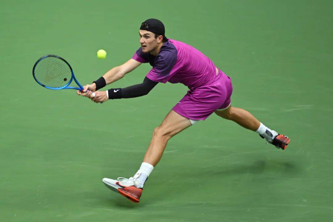 若引入两翼 若引入两翼